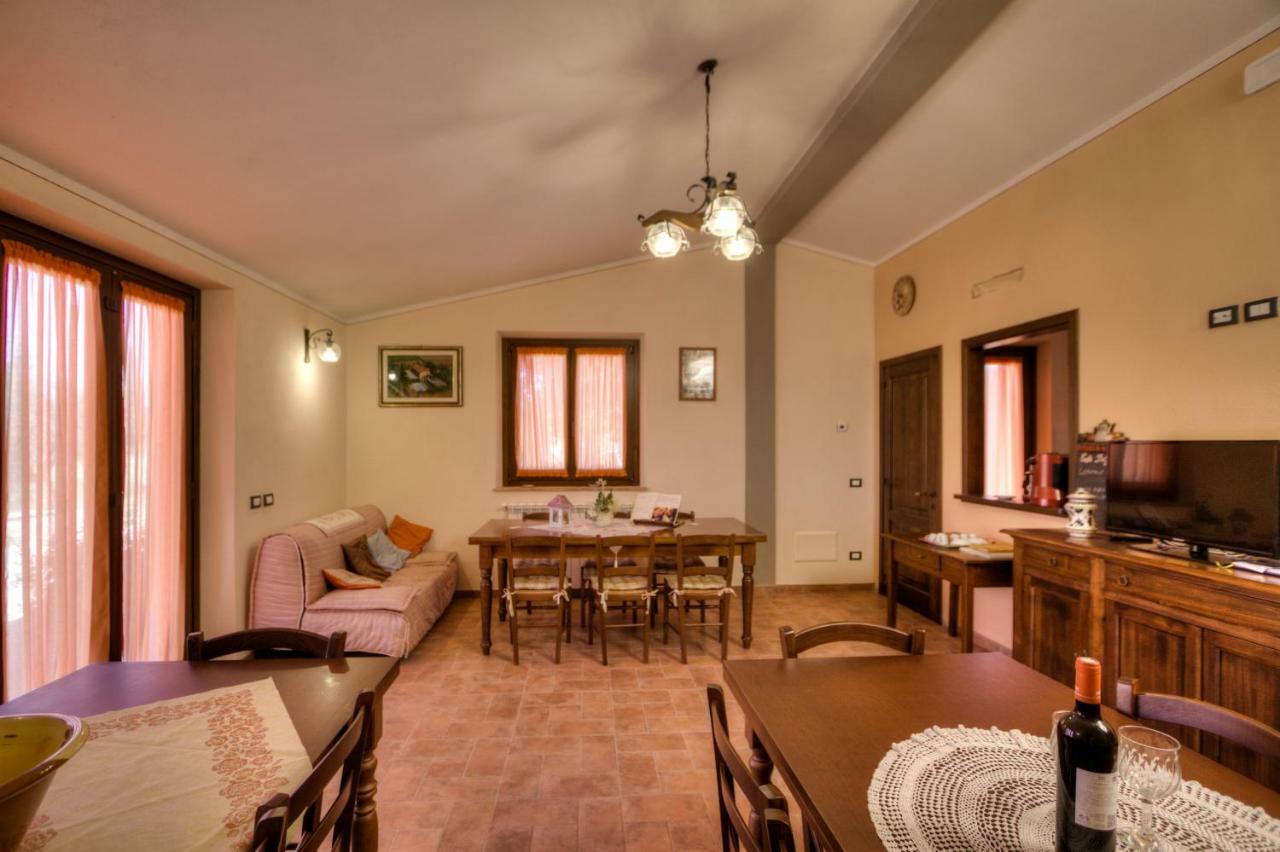 コルトーナCasa Elenaアパートメント エクステリア 写真
