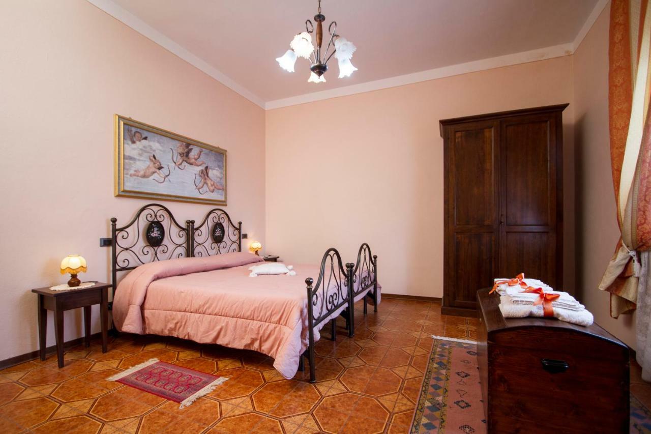 コルトーナCasa Elenaアパートメント エクステリア 写真